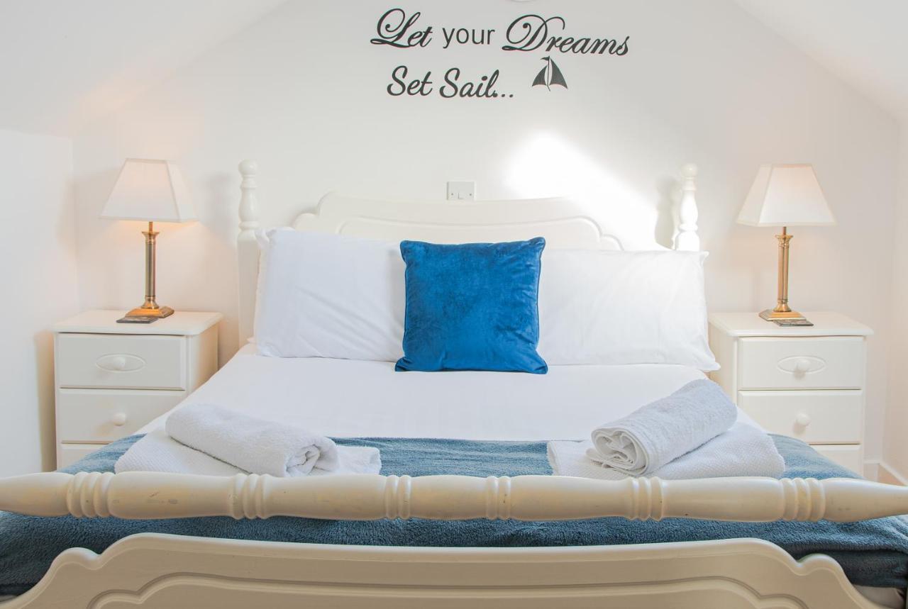 1844 Seascape Cottage Is Located On The Wild Atlantic Way Fanore Exterior photo