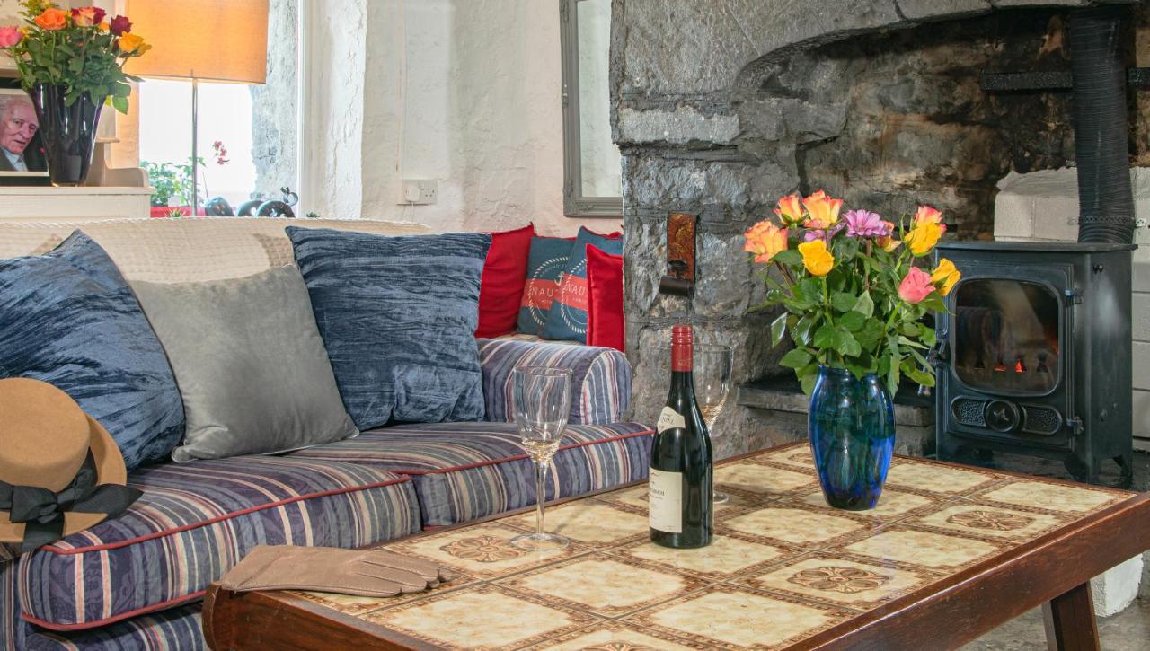 1844 Seascape Cottage Is Located On The Wild Atlantic Way Fanore Exterior photo